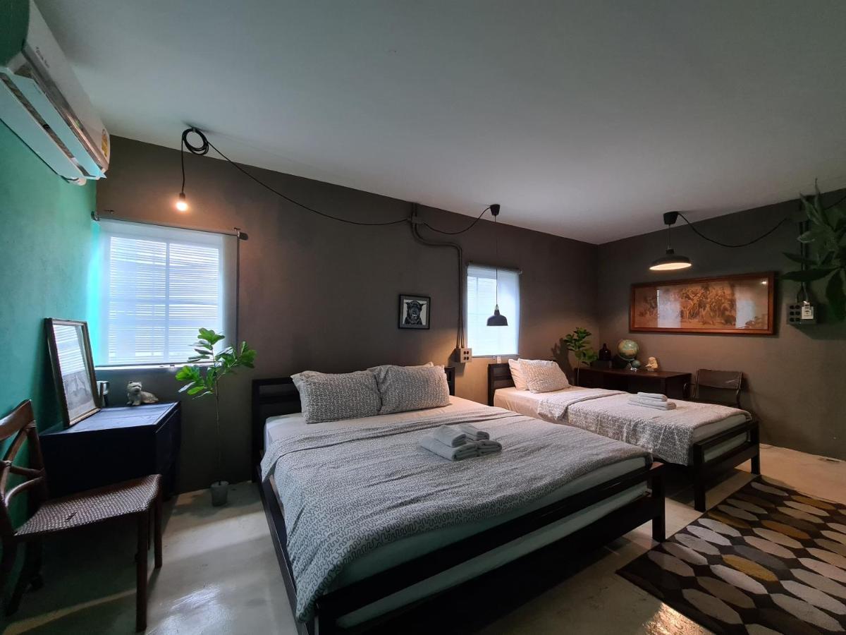 Hand Hotel Bangsaen Esterno foto